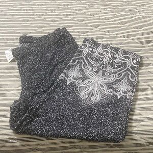 Avenue Black & White Patterned Pull-On Pants